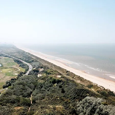 In With Stunning Sea View Apartment